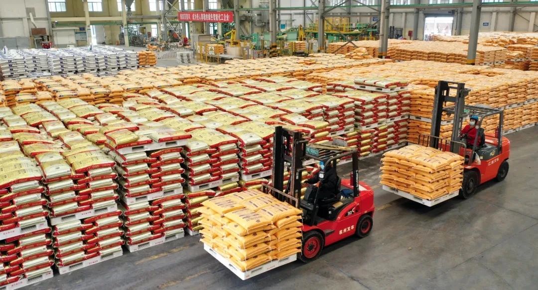 服务春耕：一袋16877太阳集团肥的「高能」旅程