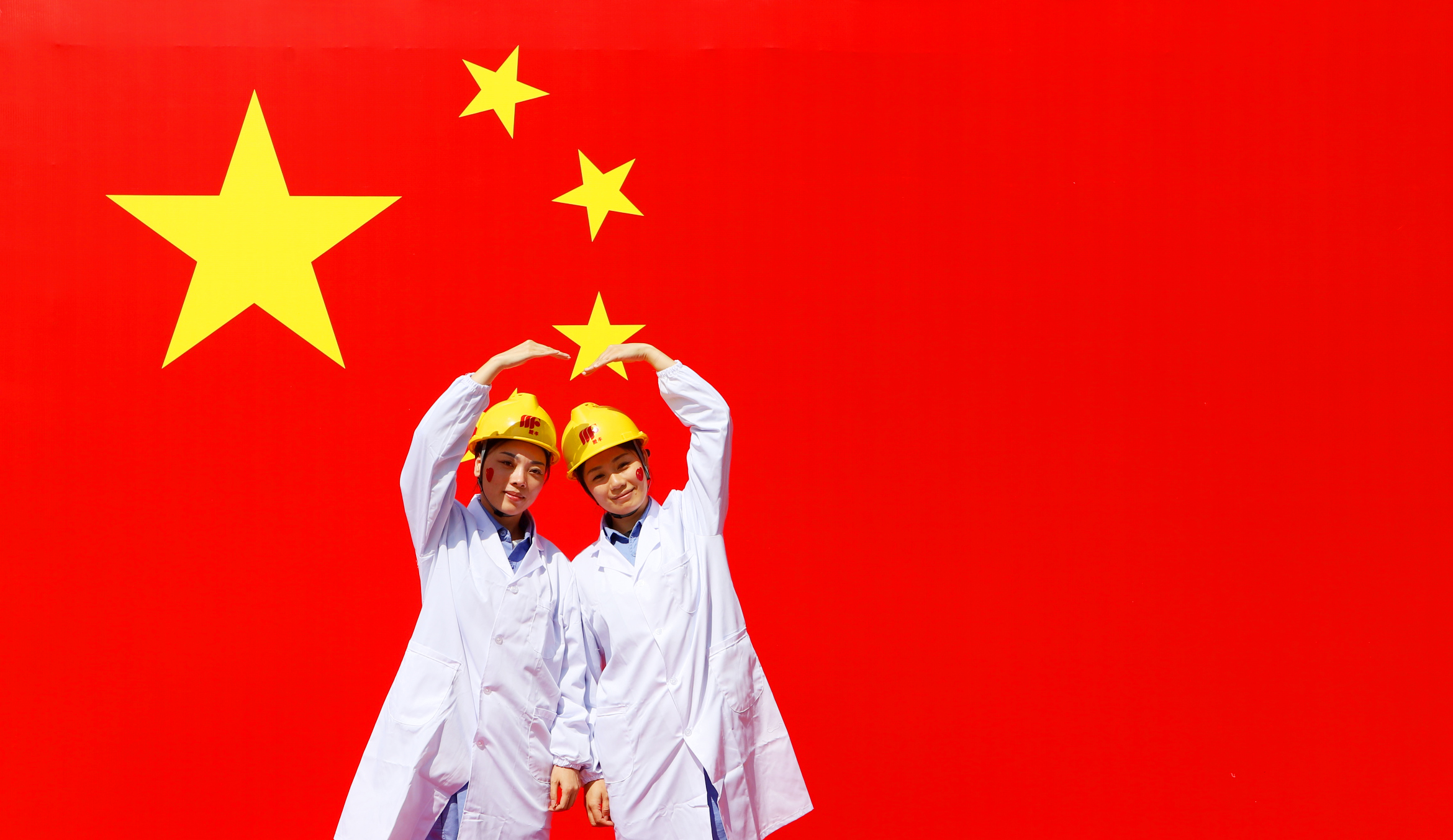 定格最美中国红